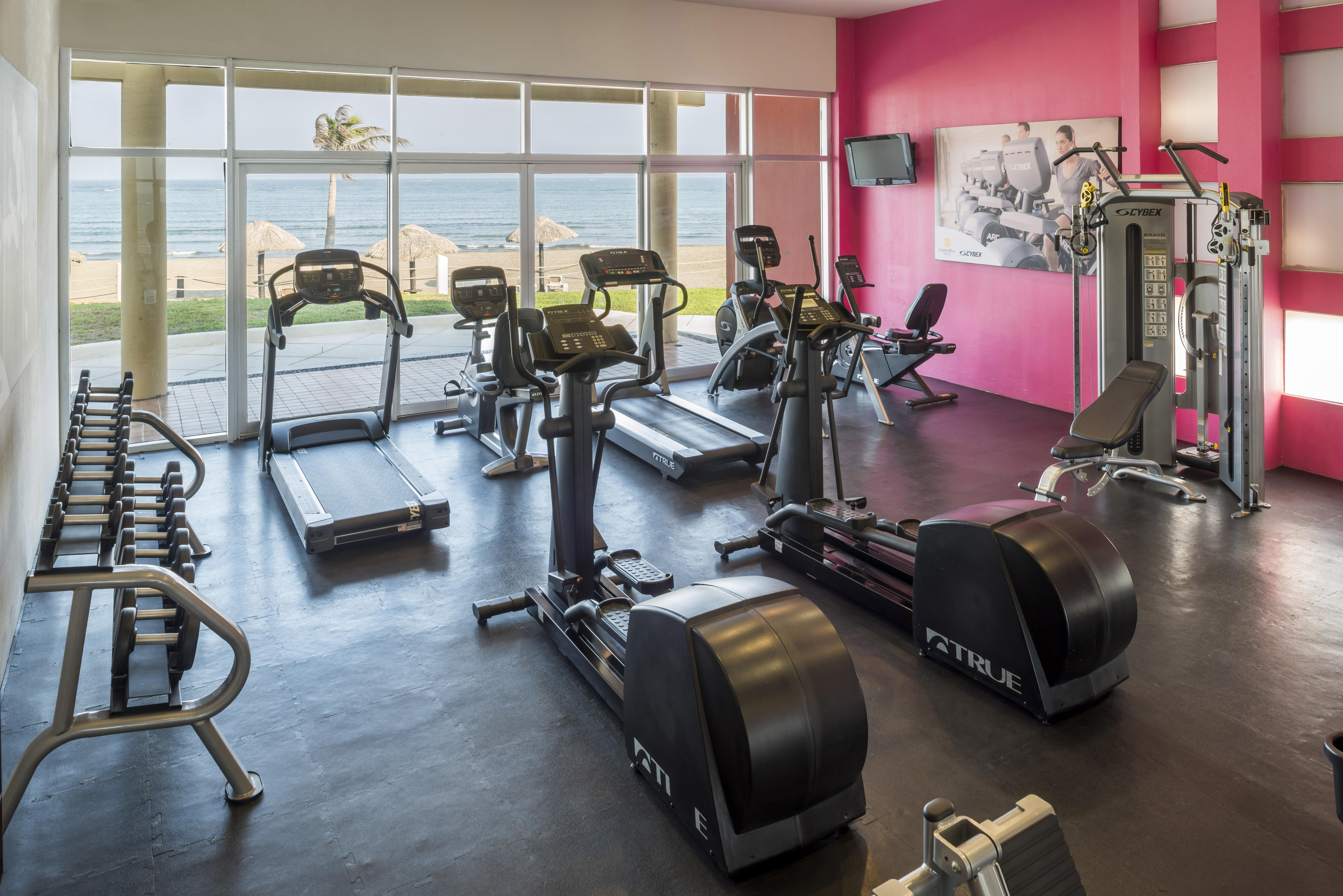Camino Real Veracruz Exterior foto The gym at the hotel